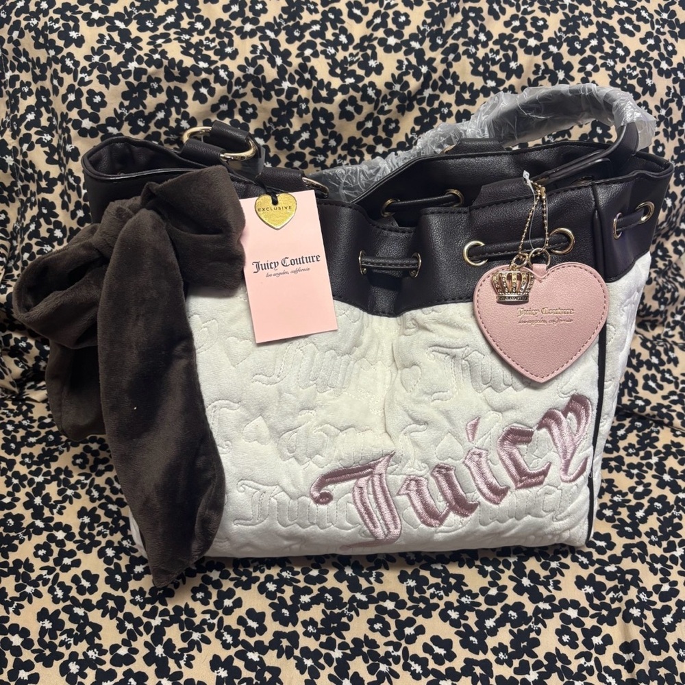 Juicy Couture Vintage Dreams Tote Daydreamer with Heart Charm & Shoes